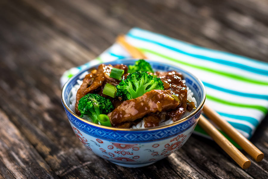 Healthy crockpot beef and broccoli