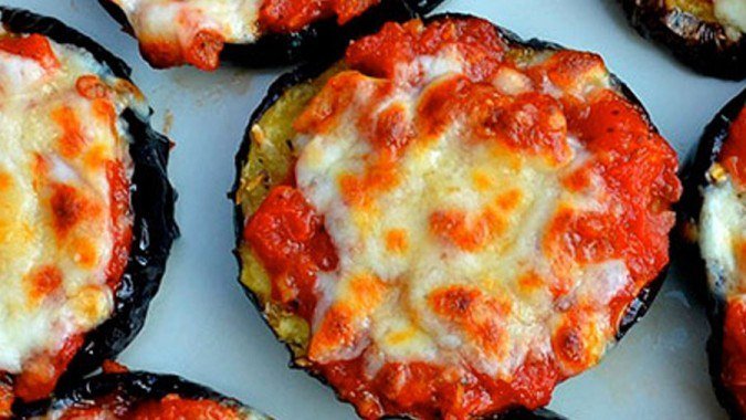 Delicious Eggplant crusted pizza