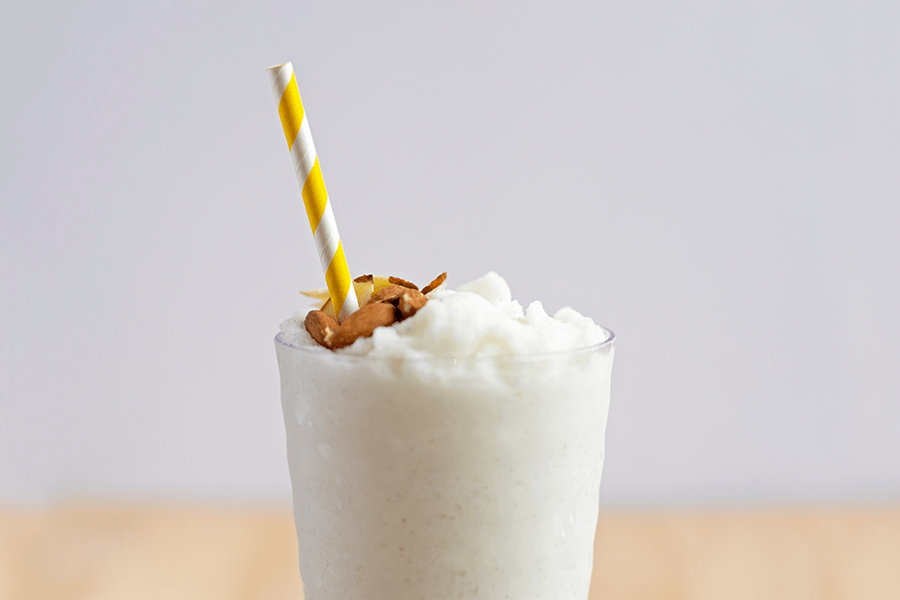Healthy and Sweet Vanilla Almond Shake
