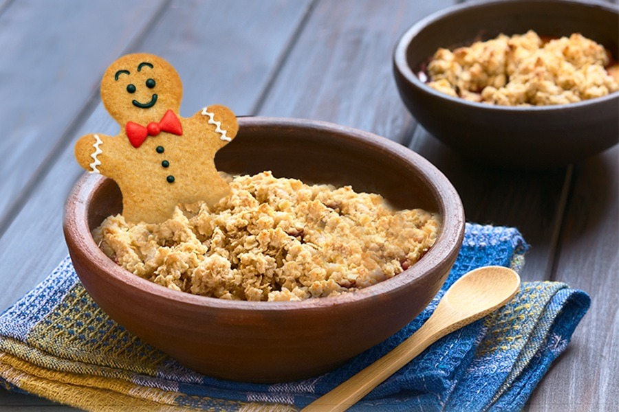 Warm and comforting gingerbread oatmeal
